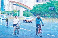 单车骑行近来掀起热潮 骑行运动成为城市新风尚